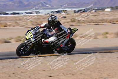 media/Dec-10-2023-SoCal Trackdays (Sun) [[0ce70f5433]]/Turn 9 Inside Set 2 (1115am)/